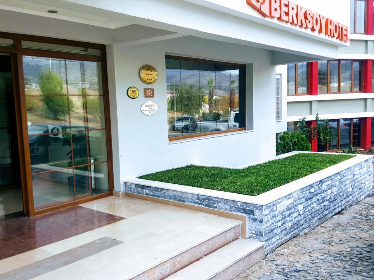 Berksoy Hotel Бергама Экстерьер фото